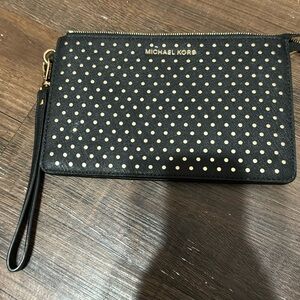 New w/o tags black and gold Michael Kors wristlet wallet